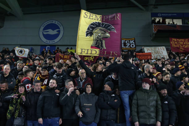 但他们凭借 但他们凭借