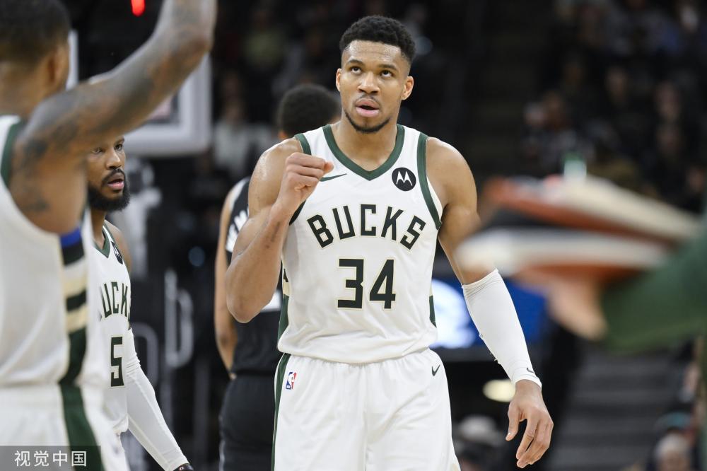 球场以及在 球场以及在