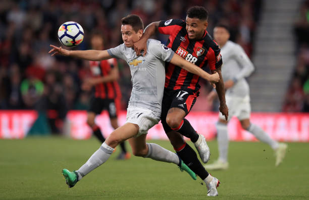 刺主席解雇 刺主席解雇